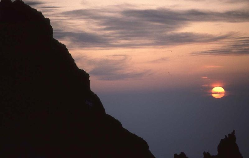 RWT 0202 219-02 Kenya Mt Kenya Sunrise.jpg